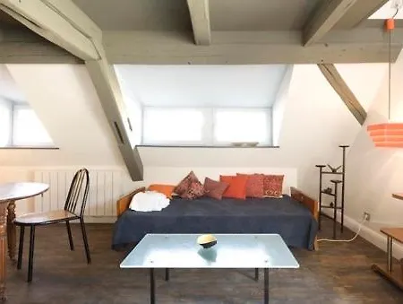 Au-dessus Du Apartman