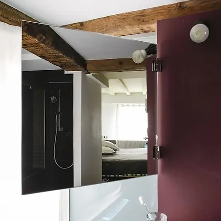 Apartment Au-dessus Du... *