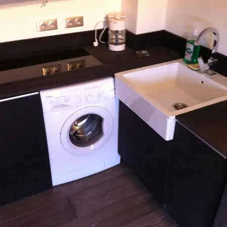 Au-dessus Du... Apartment *