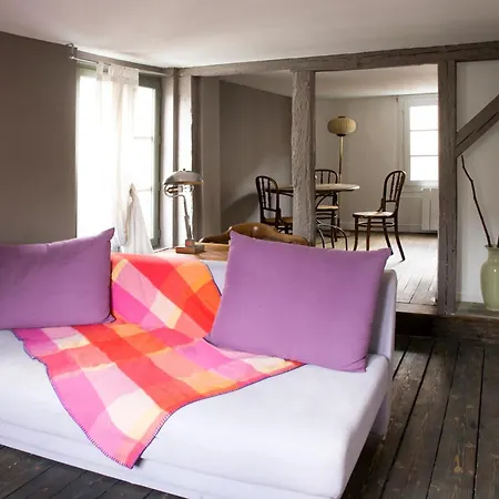 Apartment Au-dessus Du...
