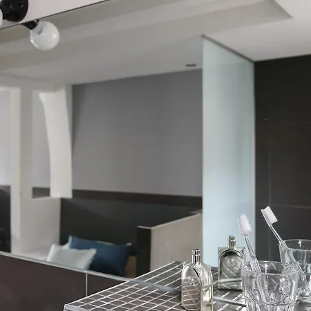 Apartment Au-dessus Du...